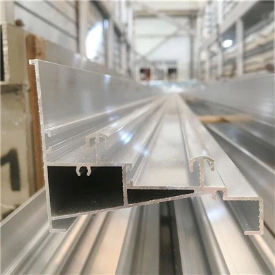 Alumiiniumist katuseraamide ekstrusioonid